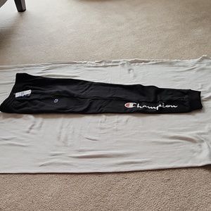 NWT l Champion Sweat Pants l Black l Boys Size Large